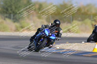 media/Nov-11-2023-SoCal Trackdays (Sat) [[efd63766ff]]/Turn 2 Set 1 (1125am)/